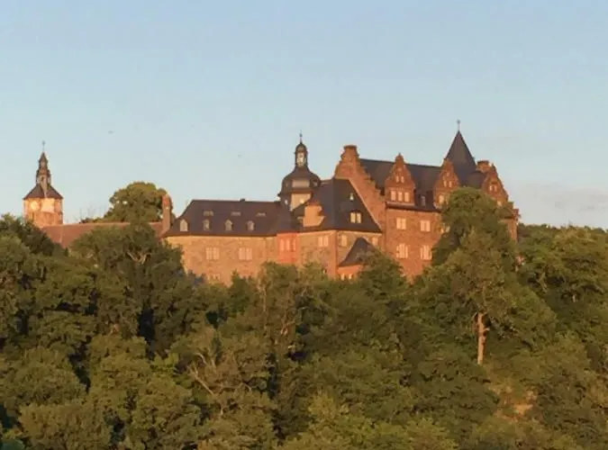 Ferienwohnung Zum Schlossblick *